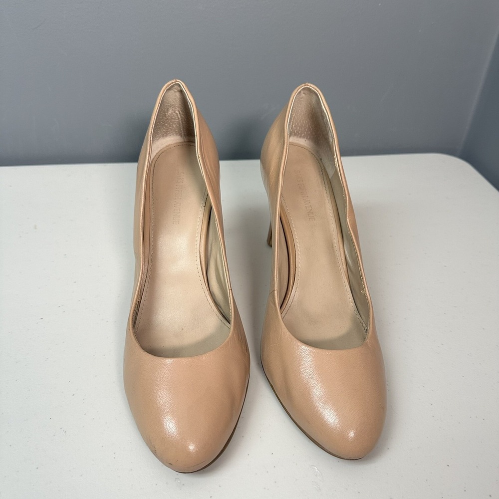 Saks Fifth Avenue Womens 9M Beige Round Toe Heels Pumps Classic Corpcore